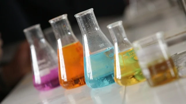 【Chem Past Paper】DSE/CE/AL 歷屆化學試題 (題目+答案) AfterSchool幫大家搜集曬歷屆 DSE/CE/AL 化學Chemistry Past Paper 試卷題目+答案,比大家免費參考。記得睇埋考試攻略,學下點樣有效率咁溫書。